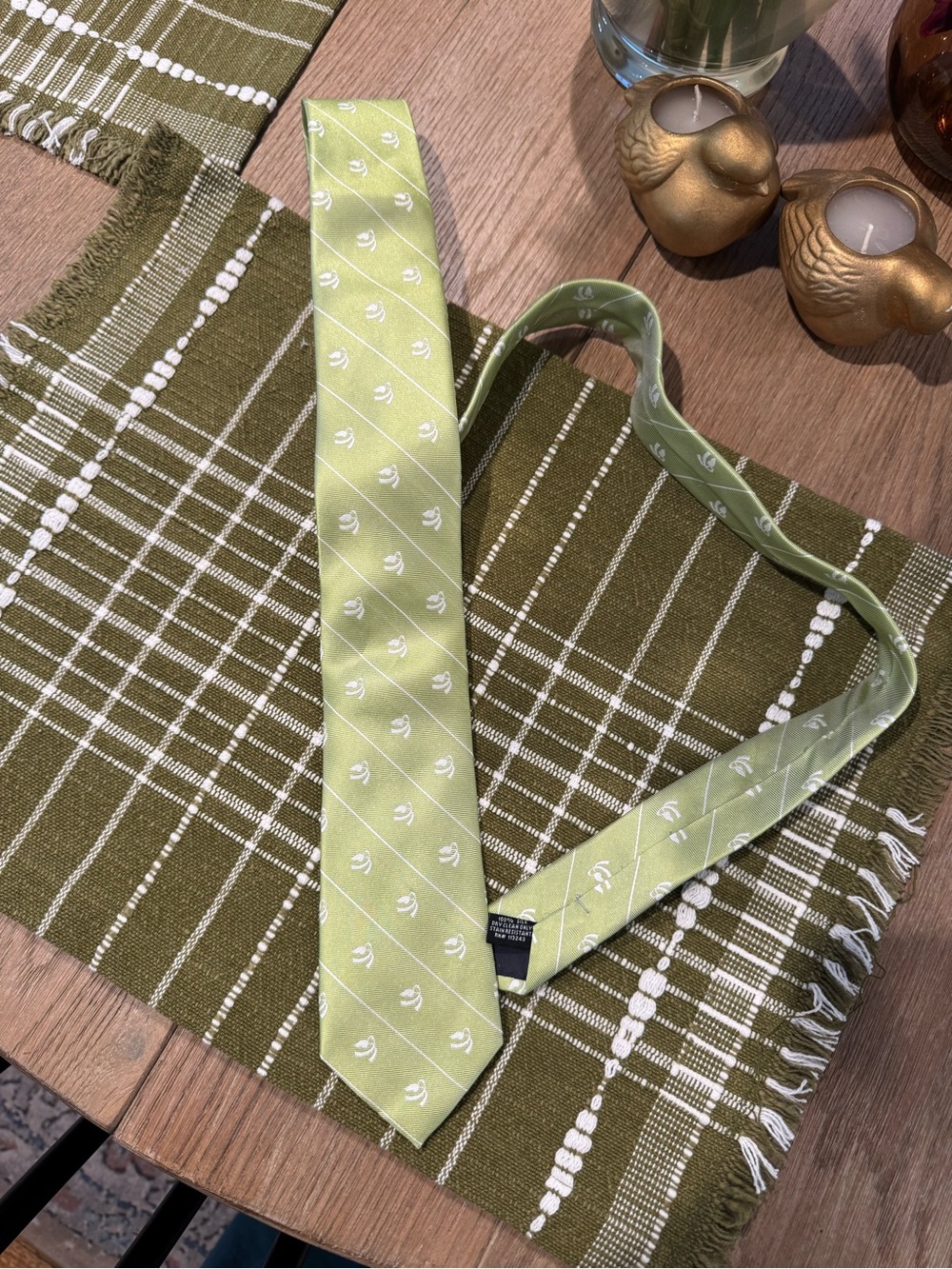 The Tie Bar Light Green Patterned Silk Tie